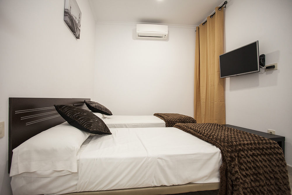 Hostal Rincon De Sol - Centro Madrid - Self Checkin Dış mekan fotoğraf