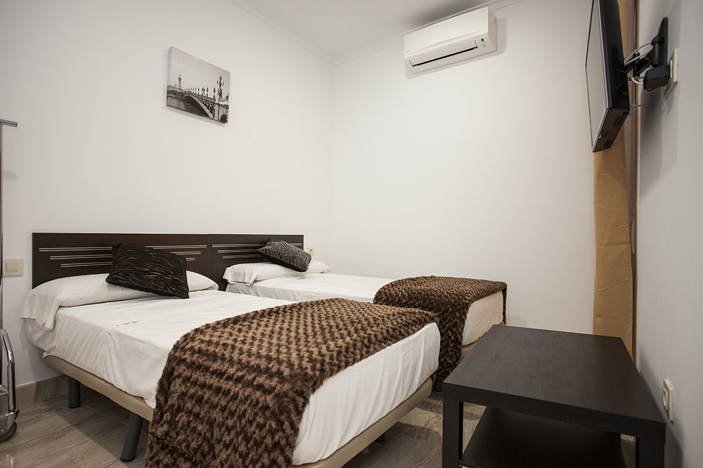 Hostal Rincon De Sol - Centro Madrid - Self Checkin Dış mekan fotoğraf